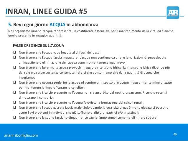 Su uno stomaco cè un piccolo strato di grasso come togliere