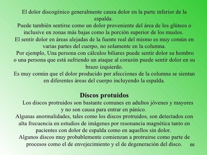 Duele la espalda entre las espátulas a la mamá que da de comer