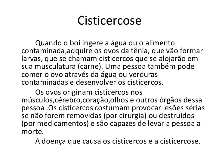 Arroto com vermes de comida