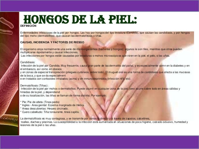 Limpiar el hongo en de baño por los medios públicos
