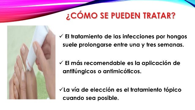 El hongo sobre las uñas a los niños de la foto