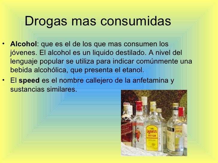 De las mujeres bebe cerveza cada día
