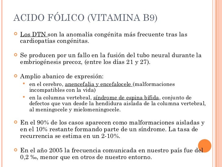 La diferencia del pecho de silicio del pecho natural