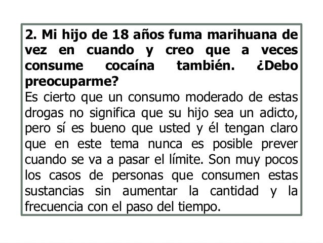 Un pequeño pecho de la mujer con soskom