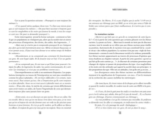 105
Réalités et opinions populaires
des mosquées. Au Maroc, il n’y a pas d’église que je sache? A 49 ans je
me retrouve au chômage puis au RMI, ça ne m’est pas venu à l’idée de
brûler une voiture parce que j’étais malheureuse. Je n’arrive pas à com-
prendre».
La tentation raciste
«Qu’est-ce qui fait que ces gens-là se comportent de cette façon-
là?» C’est à partir de cette question que certains glissent vers les thèses
racistes. La pente est forte… Mais tout le monde ne tient pas de discours
racistes, tout le monde ne se réfère pas aux thèses racistes pour établir
sa position. Autrement dit, le racisme n’est pas constitutif de la «socié-
té vécue» des milieux populaires. Le racisme n’est pas une «règle de fonc-
tionnement» comme le sont le descenseur social et la violence potentielle.
Les thèses racistes apparaissent au travers de processus d’opinion que
nous étudions au chapitre suivant. A partir de cette question «qu’est-ce
qui fait qu’ils sont comme ça…?», le discours de certaines personnes peut
changer de régime et passer de propositions du type «Les maghrébins
et les noirs ont des attitudes qui sapent la société dans ses principes» à
des propositions du type «S’ils ont ces attitudes, c’est qu’ils ont ça en eux…»
Les divergences entre des thèses racistes ou différentialistes
tiennent à la signification de l’expression «en eux». C’est le moment
où la recherche des causes mobilise les stéréotypes :
«De toute façon, ils vivent mieux de la drogue qu’en allant travailler
et quand ils veulent travailler, ils veulent tout de suite une BMW et la gran-
de vie».
«A 13 ans, ils font le guêt pour les trafics et touchent une paie pour
ça et c’est le même qui, adulte, dira qu’il n’a pas de travail… Il y a d’autres
gens au chômage, d’autres communautés au chômage».
«Le vrai problème c’est qu’ils n’aiment pas travailler, ils préfèrent
se démerder avec les alloc et compagnie, en traficotant les cartes vitales».
Et puis, il y a le passage du seuil «biologique» :
«Il n’y a rien à faire avec ces gens, ils ont ça dans le sang».
104
Le descenseur social
Car se pose la question suivante : «Pourquoi ce sont toujours les
mêmes?»
«C’est quand même quelque chose non. Y a bien une raison pour
que ce soit toujours les mêmes». «On peut bien raconter n’importe quoi
ce sont les maghrébins et les noirs qui foutent la merde, à tous les coups
ce sont eux. On peut se demander pourquoi!».
Cette interrogation prend la forme suivante : comment se fait-
il que ces populations ne s’intègrent pas, alors que la société met en œuvre
des processus d’intégration, des droits, des aides, des logements…?
«Mais moi, je n’arrive pas à comprendre pourquoi ils ne s’intègrent
pas alors qu’on fait énormément pour eux. Même en faisant beaucoup, ce
n’est jamais assez. Il faut tout leur donner et en même temps ils brûlent
les voitures».
«Honnêtement, je ne comprends pas comment ils fonctionnent
ces gens. Ils sont hyper aidés. Et ils foutent tout en l’air. C’est un gâchis
permanent».
«Je ne comprends pas, ils ont tout ce qu’il faut pour pouvoir s’in-
tégrer, les alloc, les logements, les aides. Les autres communautés, ils y arri-
vent. Les Asiatiques ce n’est pas un problème comme eux».
L’incompréhension se mêle à un sentiment d’injustice. Les popu-
lations immigrées ou issues de l’immigration ne sont pas considérées
comme les plus à plaindre. «Ils ont leurs difficultés c’est certain, mais
nous aussi. Tout autant qu’eux. On a l’impression qu’ils sont toujours
à se faire plaindre. Nous on est tout aussi à plaindre mais on se montre
moins». D’un côté, donc, le mérite de certains qui vivent difficilement
sans avoir toutes ces aides, de l’autre l’ingratitude de ceux qui deman-
dent toujours plus sans jamais faire un geste.
«Entre amis, on a un discours un peu raciste. On est en colère. On
est envahi. Moi je veux qu’on me laisse vivre dans mon pays, je ne veux
pas qu’on m’impose de voir des femmes avec un voile ou des piscines pour
hommes et pour femmes. Si c’est ça qu’ils veulent, qu’ils aillent au Maroc
ou ailleurs. Je respecte les gens et je veux qu’on me respecte. Nous on construit
 
