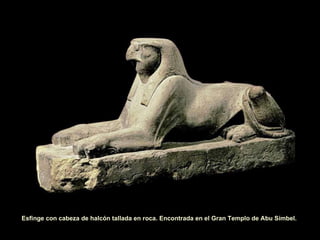 Esfinge con cabeza de halcón tallada en roca. Encontrada en el Gran Templo de Abu Símbel.  