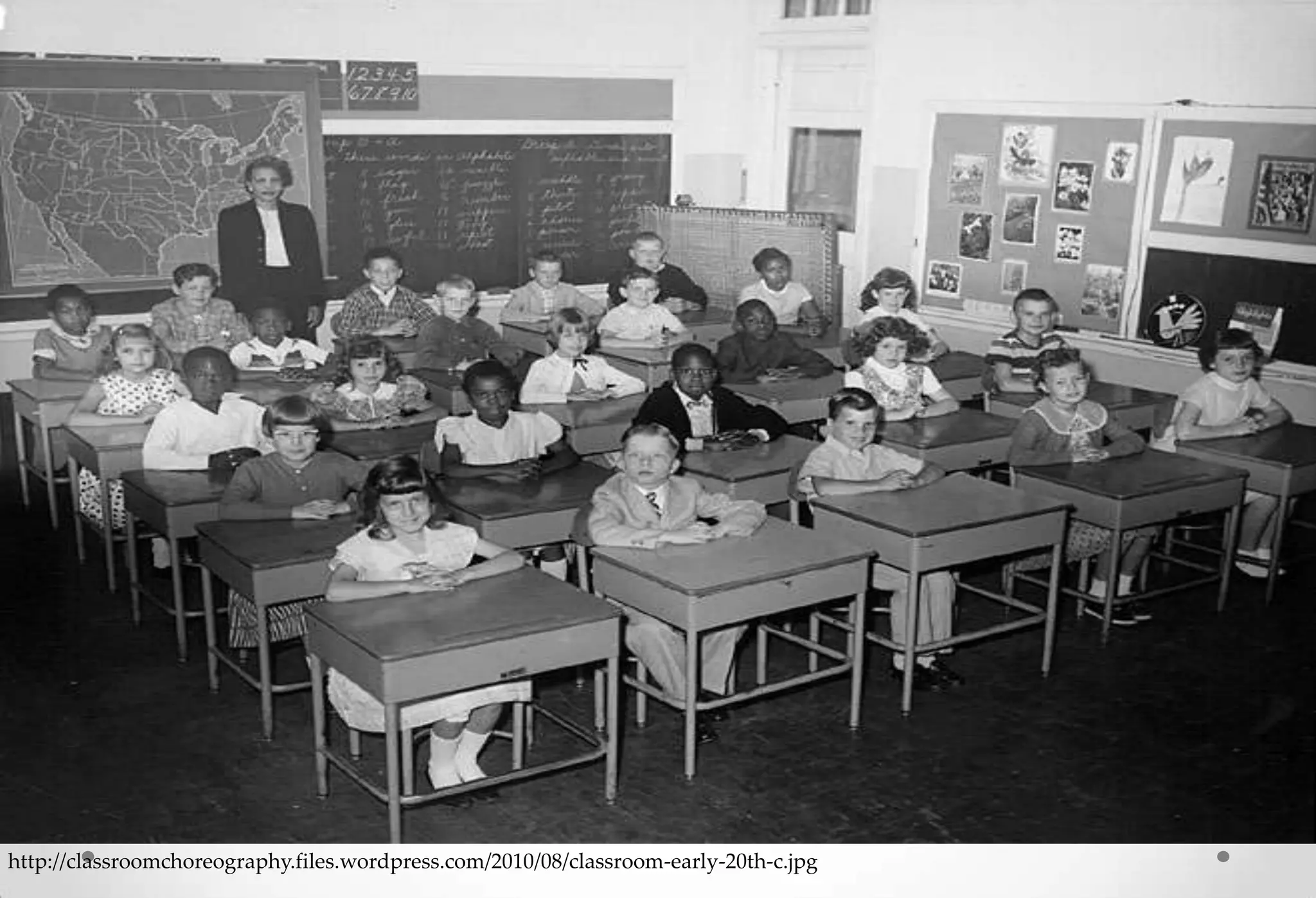 http://classroomchoreography.files.wordpress.com/2010/08/classroom-early-20th-c.jpg
 