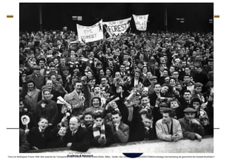 Merchandising - the club – fan connection - Fans co-create
Fans von Nottingham Forest 1959: Man beachte die Transparente oben und den Fanschal (untere Reihe, Mitte)., Quelle: http://www.news.de/sport/855372884/bundesliga-merchandising-die-geschichte-der-fussball-fanartikel/1/
 