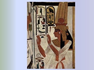         As pinturas eram uma forma de registro da vida e atividades diárias.      Além de ser feita em paredes, a pintura também era realizada sobre uma folha de papiro ( tipo de papel usado pelos egípcios proveniente da planta com o mesmo nome).Pintura mural do túmulo de Nebamun que mostra dançarinas e uma instrumentista.