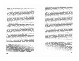 presente, Así pues, la incapacidad para percibir la diferencia entre
los dos cuadros es una consideración pertinenle para mi experien~
da visual de los OJadros, no sólo en un futuro, sino ahora mismo,
En síntesis, aunque ahora sea incapaz de diferenciar los cua~
deos a simple vista, el hecho de que el de la izquierda sea el auren~
tico y el de la derecha una falsificación constituye desde mi pun~
to de vista una diferencia esté:tica emre eUos, porque el conocimiento
de este dato, en primer lugar, evidencia que puede haber una di-
ferencia entre ellos que puedo aprender a percibir; en segundo lu~
gar, otorga a mi mirada presente el papel de entrenamiemo hacia
dicha discriminaci6n visual; y, en tercer lugar, plantea consecuen~
tes demandas que modifican y diferencian mi experiencia presen-
te al mirar los dos cuadros,)
Nada de todo esto depende de que algún dia perdba de hecho,
o sea capaz de percibir, alguna diferencia entre los das cuadros, lo
que influye en la naturaleza y el uso que hago de mi experiencia vi~
sual presente no es el hecho o la 'garantía de que tal discriminación
visual ~ a mi alcance, sino la evidencia de que es posible que lo
esté, Esta evidencia la proporcionan las diferencias de hecho cono-
cidas entre los cuadros. Por tanto, en este momento los cuadros di-
fieren estéticamente para mi, con independencia de si alguien sern
alguna vez capaz de diferenciarlos a simple vista.
Pero supongamos que pudiéramos probarque nadie será nun-
ca capaz de ver ninguna diferencia entre los dos cuadros. Este plan~
teamiento es tan in"acionaJ como preguntarse lo siguiente: si pudiera
probarse que el valor de mercado y la rentabilidad de un bono nor-
teamericano y el de otro bono de cierta compañia al borde de la
bancarrota será siempre el mismo, ¿existiría alguna diferencia fi~
$. Al decir que una diferencio miro los el/adras que tiene: este tipo de lnfIueoci:;¡ 5<)-
bn: mi mirada presenIe c:on:súIuye una diferenc:la e5lMca entre ellos, no estoy dIdendo que
ruaIquioerCO$l quoe pueda Influir en mi expcliu..... (por '*'""*',eaar borDdlo, cepIo por
la nieve o en penumbra,) CXin.'Uuy.t una dif~ estltica. No $(1) Igual de .ignilic;¡livas 10-
da¡; las diferenda.:! relativu ,. la forma en que se nos 0C.IITa mirat los wadros, o Las que SliI'-
gen ~ ¡'Wtir de esta forma de mlrarlo5; .tóIo ~ decisi~ las difen:ncia5 cuando mir.tmo:s Jo5
cuadros corno debe hxetse, 1> b.s que surgen a pastlc de esta aQ/nod. sObre b eslo!tico, se
hablad mú _delante en este apartado Yen los ~pmados 3, 4, 5 Y6 del (:I.piI;ulo 6.
104
nanciera entre los dos? la cuestión es ¿qué: tipo de pruebas es po-
sible aponar? Cabria suponer que si nadie, ni siquiera el expeno
nús competente, ha sabido ver ninguna diferencia entre los cua-
dros, es bastante improbable que yo consiga verla jamás, Sin em-
bargo, como sucede en el caso de las faJsificadones de Van Mee~
geren4
(de las que hablaremos más adelante), algunas diferencias
invisibles para el experto hasta un determinado momento pueden
nús tarde volverse evideO(es incluso para un observador profano.
También podríamos pensar en algún aparato de escaneo muy sen~
sible que comparara el color de los dos cuadros en todos sus pun.
tos y registrara hasta la más mínima diferencia. Pero ¿qué quiere de-
cir -en todos sus puntos-? Por supuesto, no existe color en ningún
puntO marem!itico; e incluso algunas partículas flSicas son dema.
siado pequeñas para tene r colo r. El aparato de escaneo deberla
abarcar en cada instante una región lo sufidememente grande ca-
mo para tener color, pero tan pequeña como para captar la más di.
minuta de las regiones perceptibles. Conseguir este equilibrio tiene
su truco, ya que -perceptible- en este contexto significa -discernible
a simple vista. y, por tanto, la línea entre las regiones perceptibles
e imperceptibles parece depender de la línea arbitraria entre Una
lupa y un microscopio, Sin embargo, si trazáramos una línea así,
nunca podríamos estar seguros de que la sensibilidad de nuestro
instrumento fuera superior a la máxima aaJidad obtenible en la per_
cepción sin instrumentos. De hecho, algunos psicólogos experi~
mentales son de la opinión de que aJalquier diferencia de luz men-
surable puede ser detectada en algún momento por el ojo desnudo,s
Pero todavia existe otra difiaJlrad añadida. Nuestro instrumento de
4. Un rebla oompleio y detaU~do de! Incidenle _parece en P. 8, Corem:ans. Van
M~ 's FtzJ/ted Vermrers and o. Hoogln. nd. A. Hatdy YC. HUI[, ÁmsIerdam, J. M.
Meulenholf, 1949, La hi.<¡laN lambi&l apot=e en 5epp 5chllUer, Forgers, Dmlers, E.>cperu,
nd. J. Cleugh, Nueva York, G. P. Pulnam', Sons, 1960, ptgs. 95-105.
S. E5Io no debe SOIpIelldcm05, ya que un I0Io qllQnlum de luz puede excitar ~ un
reeepcoI" reIiniano. V&SC M. H, J>Irenne Yp, H. C. Marriott, ,The Quanwm lbeory olUgIII
in !he Psyct¡o.Ph~ al YI$iOn., en Ps)tcboIo¡Jy, S. Kod'I (comp.), Nueva York y lon-
dres, Mc:CrlIw-Hill Ca., 'ne., 1959, vol. 1, ptg. 290; tamb~n Thcodore C. Ru<h, ;VI5!on" ro
MediCQ/ PsycboIogyaJld Bfcpb)'sia, Philadelphla, W, B. S;aundets Co., 1960, pig. ~26.
105
 