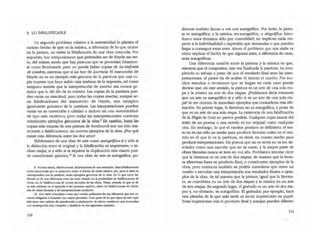 3. LO INFAlSIFICABLE
Un segundo problema relativo a la autenticidad lo plantea el
OJrioso hecho de que en la música, a diferencia de lo que ocurre
en la pintura, no existe la falsificación de una obra conocida. Por
supuesto, hay composiciones que pretenden ser de Haydn sin ser-
Io, del mismo modo que hay pinturas que se presentan falsamen-
te como Rembrandt; pero no puede haber copias de La sinfonÚl
de Londres, mientras que sí las hay de Lucrecia. El manuscrito de
Haydn no es un ejemplo más genuino de la partitura que una co-
pia impresa que haya salido esta mañana de la imprenta, así como
tampoco sucede que la interpretación de anoche sea menos ge-
nuina que la del día de su estreno. Las copias de la partitura pue-
den variar en exactitud, pero todas las copias exactas, aunque se-
an falsificaciones del manuscrito de Haydn, son ejemplos
igualmente genuinos de la partitura. Las interpretaciones pueden
variar en su corrección y calidad o incluso en una -autenticidad·
de tipo más esottrico; pero todas las interpretaciones correctas
constituyen ejemplos genuinos de la obra,' En cambio, hasta las
copias más exactas de una pintura de Rembrandt son tan sólo imi-
taciones o falsificaciones, no nuevos ejemplos de la obra. ¿}Jor qut
existe esta diferencia entre las dos arres?
Hablaremos de una obra de arte como autogrdftca si y sólo si
la distinción entre el original y la falsificación es importante; o in-
cluso mejor. si y sólo si ni siquiera la duplicación más exacra pue-
de considerarse genuina.LO Si una obra de arte es autográfica, 1»'
9. Pueden existir, ekaIvamen!e, falsificadones do:: UI2 a<.UJad6n. ~ rabiflCldonel
sentn actuaciones que se presenl2n como si fuet2n do:: 0eI1D DlÍISiCO, eIC.; pero si tsQs se
o:::o=sponden con la panirun., 5CI'in ejemplos genuinas de la obra.. De lo que C$loy ha·
blando ~ de una diferenda entre Iu lites ba5lI<b en la posibilicbd de bbificaciones de
obrv, no de ralsiflCldonel de dert05 qemplo$ de las obras. Véase, ademl.5, lo que K di-
ce mh adelame en el apar1lldo 4 del presente capítulo, sobre las falsificaciones de edicio-
nes de obras Iiler.uia5 y de inlel'pl'l!UOOnes musk::lles.
10. Esto debe emendel$C corno una vel$iOn prcIimirw de una d.ifera>cia que nos ve-
remos obligados a formular con mayor precisión. Gran par!<: de o que sigue en <:SIe cap!'·
rulo tiene este cadaer de lnupdl.ltCi6n Yes:ploraci6n de cicnas rucsdones que demandan
una InvestigaclOn mb romplcta y detaIla<b en los siguientes capitulO$.
no
dremos también llamar a ese arte aUlográfico. Por tanto, la pintu-
ra es autográfica, y la música, no-autográfica, o alQgrdftca. Intro-
duzco estos términos sólo por comOOidad; no implican nada res-
peao a la individualidad o expresión que demandan o que pueden
llegar a conseguir estaS artes. Ahora el problema que nos atañe es
cómo explicar el hecho de que algunas artes, a diferencia de otras,
sean autográficas.
Una diferencia notable entre la pintura y la música es que,
mientras que el compositor, una vez finalizada la partitura, ha com-
pletado su lrabajo a pesar de que el resultado fInal sean las inter-
prelaciones, el pintor ha de acabar él mismo el cuadro. Por mu-
chos estudios o revisiones que se hagan en cada caso puede
decirse que, en este sentido, la pintura es un arte de una sola eta-
pa y la música un arte de dos etapas. ¿Podríamos decir entonces
que un arte es autográfico si y sólo si es un arte de una sola eta-
pa? Se me ocurren de inmediato ejemplos que contradicen esta afir-
mación. En primer lugar, la literatura no es autogrMica, a pesar de
que es un arte de una sola etapa. La existencia de una falsificación
de la Elegía de Gray no parece posible. Cualquier copia exacra del
texto de un poema o una novela es tan original como cualquier
otra. Sin embargo, lo que el escri[or produce es defmitivo; el tex-
to no es tan sólo un medio para producir lecturas orales en el sen-
tido en el que lo es la partitura, es decir, en cuanto medio para
producir interpretaciones. Un poema que no se recite no es tan de-
solador como una-canción que no se'came, y la mayor parte de
obras literarias nunca se leen en voz alta. Podríamos intentar decir
que la literatura es un arte de dos etapas, de manera que la lecru-
ra silenciosa fuera su producto fma1, o constituyera ejemplos de la
obra; pero entonces también se podrla considerar que mirar un
OJadro o esaJchar una interpretación son resultados finales o ejem-
plos de la obra, de tal manera que la pintura,' igual que la literatu-
ra, se convirtiera en un arte de dos etapas y la música en un arte
de tres etapas. En segundo lugar, el grabado es un arte de dos eta-
pas y, no obstante, es autográfico. El grabador, por ejemplo, hace
una plancha de la que más tarde se sacan impresiones en papel.
Estas impresiones son el producto final y aunque pueden diferen-
111
 