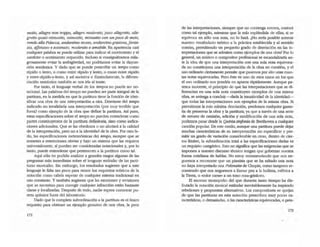 molto, allegro non troppo, allegro moderaro, poco al/egretto, al/e-
gretto quasi-nitnuetto, minuetto, minuetto con un poco di moto,
rondo alla Polacca, andantino mosso, andantino grazioso, fanta~
sia, affeluoso e soslenuto, moderato e amabile. En apariencia casi
cualquier palabra se puede utilizar para indicar el movimiento y el
carácter o sentimiento requerido. Incluso si consiguiéramos mila-
grosamente evitar la ambigüedad, no podríamos evitar la disyun-
ción semántica. Y dado que se puede prescribir un tempo como
rápido o lento, o como entre rápido y lento, o como enue rápido
y entre-rápido-y-Iento, y así sucesiva e ilimitadamente, la diferen-
ciación semántica también se nos iria al traste.
Por tanto, el lenguaje verbal de los tempos no puede ser no-
tacional. Las palabras del tempo no pueden ser parte integral de la
partitura, en la medida en que la partitura tiene la fundón de iden-
tificar una obra de una interpretación a otra. Desviarse del lempo
indicado no invalidaría una interpretación (por muy terrible que
fuera) como ejemplo de la obra que define la panitura. Así pues,
estas especificaciones sobre el tempo no pueden entenderse como
partes constituyentes de la partitura deflnitoria, sino como indica-
ciones adicionales. Que se las obedezca o no afectará a la calidad
de la interpretación, pero no a la identidad de la obra. Por Otro la-
do, las especificaciones metronómicas del tempo, siempre que se
sometan a restricciones obvias y bajo un sistema que las requiera
universalmente, sí pueden ser consideradas notacionales y, por lo
tanto, puede entenderse que penenecen a la partitura como tal.
Aquí sólo he podido analizar a grandes rasgos algunas de las
preguntas más irunediatas sobre el lenguaje estándar de las parti-
turas musicales. Sin embargo, los resultados sugieren que a este
lenguaje le falta tan poco para reunir los requisitos teóricos de la
notación como cabría esperar de cualquier sistema tradicional en
uso constante. Y también sugieren que las escisiones y revisiones
que se necesitan para corregir cualquier infracción están bastante-
claras y localizadas. Después de todo, nadie espera encontrar pu-
reza quimica fuera del laboratorio.
Dado que la completa subordinación a la partitura es el único
requisito para obtener un ejemplo genuino de una obra, la peor
172
de las interpretaciones, siempre que no contenga errores, contará
como tal ejemplo, mientras que la más espléndida de ellas, si se
equivoca en sólo una nota, no lo hará. ¿No sería posible aceccar
nuestro vocabulario teórico a la práctica establecida y al sentido
común, permitiendo un pequeiio grado de desviación en las in-
terpretaciones que se admiten como ejemplos de una obra? Por lo
general, un músico o compositor profesional se escandalizaria an-
te la idea de que una interpretación con una sola nota equivoca-
da no constiruyera una interpretación de la obra en cuestión, y el
uso ordinario ciertamente permite que pasemos por alto unas man-
tas notas equivocadas. Pero éste es uno de esos casos en los que
el uso ordinario nos pondria en apuros rápidamente. Aunque pa-
rezca inocente, el principio de que las interpretaciones que se di-
ferencian en una sola nota co'.l5tiruyen ejemplos de una misma
obra, se arriesga a concluir ----d.ada la transitividad de la identidad-
que todas las interpretaciones son ejemplos de la misma obra. Si
permitimos la más núnima desviación, perdemos cualquier garan-
tia de preservar la obra y la partirura; ya que a través de una serie
de errores de omisión, adición y modificación de una sola nota,
podemos pasar desde la Quinta sinfonía de Beethoven a cualquier
canción popular. De este modo, aunque una partirura puede dejar
muchas caracteñsticas de su interpretación sin especificar y per-
mitir un grado de variación considerable en otras, denuo de cier-
tos límites, la subordinación total a las especificaciones dadas es
un requisito categórico. Esto no significa que las exigencias que se
imponen a nuestro discurso técnico tengan que gobernar nuestra
forma cotidiana de hablar. No estoy recomendando que nos ne-
guemos a reconocer que un pianista que se ha saltado una nota
no haya interpretado una PoJonaise de Chapín. como tampoco re-
comiendo que nos neguemos a llamar pez a la ballena, esférica a
la Tierra, o -color came- a un tono rosa-grisáceo.
El enorme monopolio del que durante tanto tiempo ha dis-
frutado la notación musical estándar inevitablemente ha inspirado
rebeliones y propuestas alternativas. Los compositores se quejan
de que las Partituras en esta notación prescriben muy pocas ca-
racreristicas, o demasiadas, o las características equivocadas, o pres-
173
 