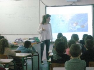 ΣΤΙΓΜΕΣ ΑΠΟ ΤΗΝ 9η ΕΚΘΕΣΗ ΠΑΙΔΙΚΟΥ ΒΙΒΛΙΟΥ ΣΤΟ ΣΧΟΛΕΙΟ ΜΑΣ ΜΕ ΤΗΝ ΠΑΡΟΥΣΙΑ ΤΩΝ ΣΥΓΓΡΑΦΕΩΝ, ΕΥΑΣ ΚΑΣΙΑΡΟΥ ΚΑΙ ΒΑΣΙΑΣ ΧΑΤΖΗΓΙΑΝΝΑΚΗ