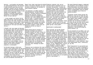 17
técnicos…), que aqueles que passavam
por sábios frequentemente não possuíam
o saber suficiente para fazer jus à sua
reputação, enquanto que ele, Sócrates,
por estar ciente de sua própria ignorância,
estaria mais próximo da sabedoria do que
aqueles que se agarravam a suas
opiniões e convicções frequentemente
paradoxais ou insustentáveis. Donde o
famoso “sei que nada sei”:
“…é bem provável que nenhum de nós
saiba nada de bom, mas ele supõe saber
alguma coisa e não sabe, enquanto eu, se
não sei, tampouco suponho saber. Parece
que sou um nadinha mais sábio que ele
exatamente em não supor que saiba o que
não sei.” 1
O filósofo, pois, quer rasgar as máscaras
de presunçoso saber dos rostos daqueles
que pretendem deter a chave para os
grandes segredos de várias áreas da
existência humana, inclusive a arte e a
poesia (no “Íon”) e a religião (“Eutífron”). E
põe-se por vezes a expôr ao ridículo
homens que ocupam posições elevadas
na hierarquia de poder, mas cujo pretenso
“conhecimento”, que os abonaria e
justificaria em seus privilégios, não tem
nenhuma base sólida e desmorona ao
ataque de uma dúzia de argutas
perguntas e “provocações”.
Se Sócrates interroga e refuta para
mostrar a seus interlocutores que eles não
sabem o que julgam saber, ou seja, para
“desmascarar” os “pseudo-sabidos”, não
surpreende que ele, a cada vez que faz
isso, ganhe um novo inimigo. Se ele é tão
“antipático” para muitos de seus
concidadãos, que sentem-se lesados por
ele como se tivessem sido vítimas de
algum crime, talvez seja porque ele atenta
contra a auto-estima daqueles com quem
conversa, provando-os da inanidade de
suas certezas e dogmas.
“Ao apresentar sua defesa perante o
tribunal ateniense”, escreve Eduardo
Giannetti, “Sócrates questiona a aceitação
passiva dos costumes, crenças e
tradições socialmente estabelecidos,
afirmando que ‘a vida irrefletida não vale a
pena ser vivida’. A missão da filosofia
moral socrática, conforme o relato de
Platão na Apologia, é servir como uma
espécie de ‘mosca irritante’ que mantém
os cidadãos sob constante e cerrada
inquirição e impede o ‘cavalo lasso’ do
Estado de dormitar ao longo do
caminho.”2
Neste sentido pode-se enxergar em
Sócrates uma figura que procurou
despertar aqueles com quem convivia de
um “sono dogmático” ou de uma crença
cega nos valores, saberes e princípios
herdados da sociedade. É o que Marilena
Chauí parece indicar no seguinte trecho
de sua obra Convite à Filosofia, destinada
a um público leigo, em que faz Sócrates
ser uma figura que se contrapõe ao que
hoje conhecemos, em tempos pós-
marxistas, como “ideologia da classe
dominante”:
“Sabemos que os poderosos têm medo do
pensamento, pois o poder é mais forte se
ninguém pensar, se todo mundo aceitar as
coisas como elas são, ou melhor, como
nos dizem e nos fazem acreditar que são.
Para os poderosos de Atenas, Sócrates
tornara-se um perigo, pois fazia a
juventude pensar.”3
Podemos conjeturar, pois, que se
Sócrates adquire reputação de ser um
“corruptor da juventude”, é porque ele
“descondiciona” os jovens acostumados a
obedecer e planta neles a “semente má”
do questionamento das autoridades,
expondo tudo o que há de ridículo e de
pomposo nas poses de sabidos que
assumem muitos dos velhos que se
acham no direito de guiar e moldar os
mais novos. Sua lição é de insubmissão. E
um jovem insubmisso, para aqueles
acostumados a conduzir dóceis
ovelhinhas, é um ser “corrompido”! “Morte
a Sócrates!”, poderia dizer um de seus
carrascos, “pois ele retira de nós a aura de
saber que faz o nosso poder!”
INSPECÇÃO E MORALISMO
Esta “inquirição” de que fala Gianetti
passa não somente pelos “saberes
racionais” de que os pretensos sábios se
pretendem portadores, mas é também (e
sobretudo) uma “inquirição moral”. Neste
quesito, o filósofo que sustentava que só
sabia que nada sabia não era tão humilde
e garantia ter um “coração” éticamente
perfeito. Em sua defesa, Sócrates tenta
convencer a assembléia de que sempre
foi um homem irreprochavelmente justo e
idôneo: “eu que, negligenciando o de que
cuida toda gente – riquezas, negócios,
postos militares, tribunas e funções
públicas, conchavos e lutas que ocorrem
na política, (…) [preferi] me entregar à
procura de cada um de vós em particular a
fim de proporcionar-lhes o que declaro o
maior dos benefícios, tentando persuadir
cada um de vós a cuidar menos do que é
seu que de si próprio para vir a ser quanto
melhor e mais sensato”. 4
No retrato altamente elegíaco e idealizado
que Xenofonte pinta do filósofo no Ditos e
Feitos Memoráveis de Sócrates também
aparece com muita nitidez esta “jactância”
quanto à superioridade moral em relação
a seus concidadãos que é marca da
postura socrática.
“Conhecem homem menos escravo dos
apetites do corpo que eu? Mais livre que
eu, que não aceito de ninguém presentes
nem salário? Quem poderão, em boa-fé,
considerar mais justo (…) e que pessoa
razoável não me chamaria de sábio? (…)
E a prova de que meu labor não foi estéril,
não a vêem no fato de que muitos de
meus concidadãos que amam a virtude,
bem como muitos estrangeiros, dão
preferência a mim acima de todos os
outros homens?” (5)
É uma constante em sua defesa, pois, que
Sócrates tente persuadir os presentes de
que sua relação com Atenas é a de um
“benfeitor público”, uma “dádiva dos céus”.
Quando narra o episódio do Oráculo de
Delfos, crucial na determinação de seu
“destino” filosófico, Sócrates frisa que seu
“serviço à cidade” não passa de um
obedecimento a “vozes superiores” (“faço-
o por determinação divina”, sustenta [op
cit., pg. 30]).
Este “messianismo” é o que permite que
ele sugira que sua própria condenação à
morte seria um golpe que a pólis infligiria
sobre si mesma, e inclusive vaticinando
que um futuro castigo os alcançaria — “e
será, por Zeus, muito mais duro que a
pena capital que me impusestes” (op cit,
p. 36): “Neste momento, Atenienses, longe
de atuar na minha defesa, como poderiam
crer, atuo na vossa, evitando que, com a
 