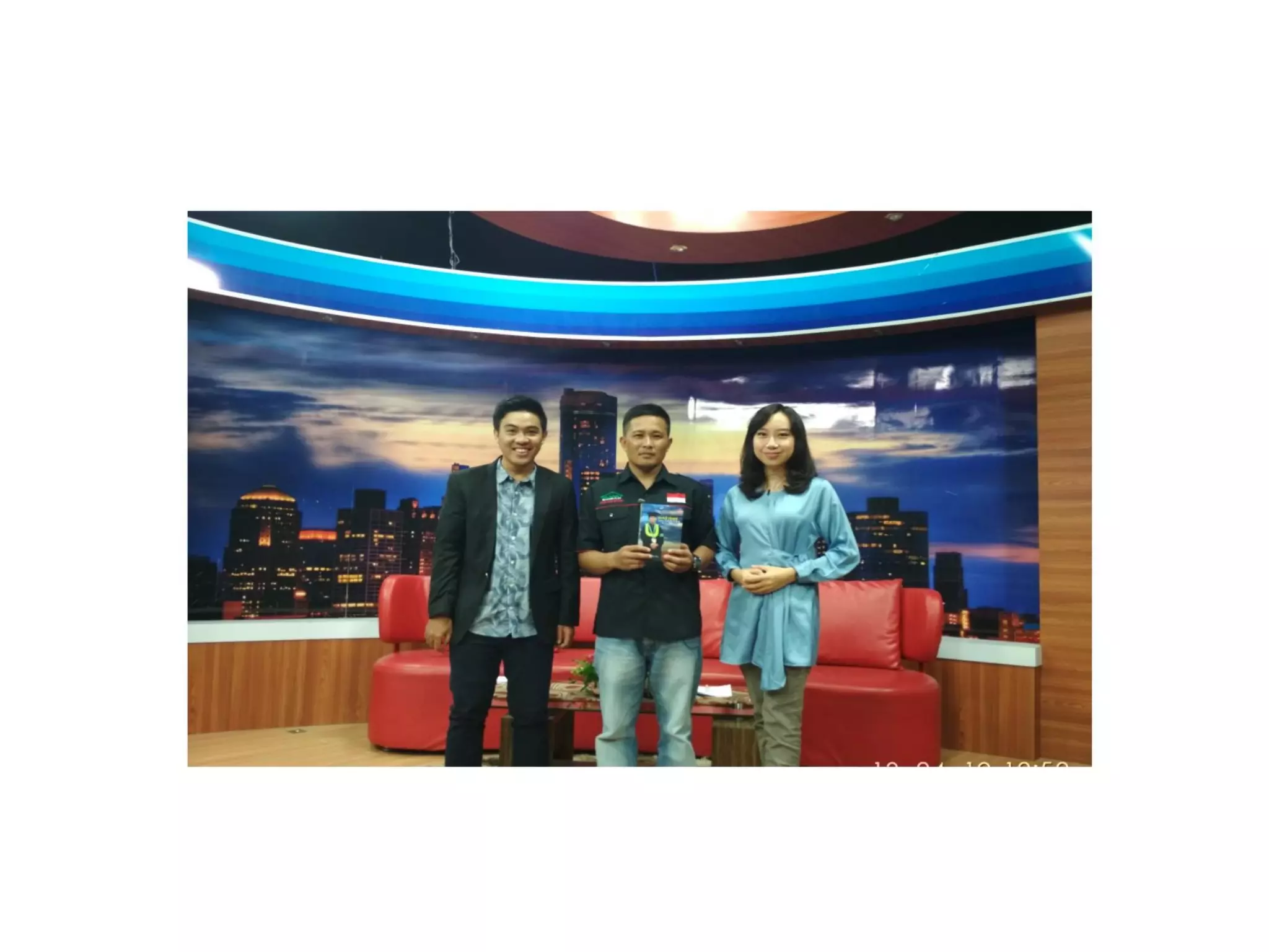 100 Berita Rumah Koran