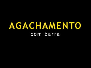 PONTOS FUNDAMENTAISNesta variante do agachamento, utiliza-se uma barra para aumentar a dificuldade. Barra apoiada nos trapézios.