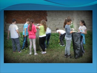 16.9.13.АКЦИЈА УРЕЂИВАЊА ШКОЛСКОГ ДВОРИШТА