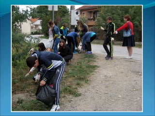 16.9.13.АКЦИЈА УРЕЂИВАЊА ШКОЛСКОГ ДВОРИШТА