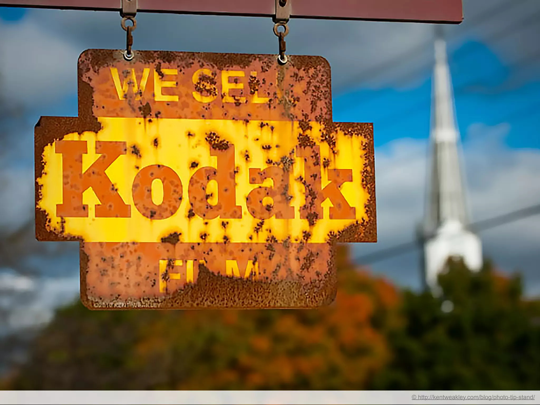 © http://kentweakley.com/blog/photo-tip-stand/
 