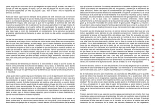 parte, ninguna otra cosa más que lo que engendra al sujeto como $, a saber, una frase. Es
porque un niño es pegado, es típico, que un niño es pegado no es otra cosa que la
articulación significante un niño es pegado. Casi, -lean el texto- vela lo imposible de
eliminar, la mirada.
Antes de hacer jugar los tres tiempos de la génesis de este producto que se llama el
fantasma importa designar lo que es. No es porque Freud tenía que hacerlo ante iletrados,
que no es interesante plantear las aristas cerradas del estatuto del fantasma y decir no es
estrictamente ninguna otra cosa que lo que les he aportado al comienzo de este año
respecto al acoplamiento del no pienso con la estructura gramatical. En el lugar mismo de
la estructura gramatical, en el cuarto vértice del cuadrángulo, ha surgido el objeto a; y
agrego lo que acabamos de designar, que el ángulo de abajo a la derecha aquel del no
soy, deja lugar a nivel del inconsciente al complemento de la estructura puramente
gramatical, significante del fantasma, a saber, de donde hoy he partido, una significación
de la verdad.
Lo que hay que retener, al mostrar enganchándolo con todo lo que Freud enuncia respecto
del fantasma, es el rasgo clínico, del que nos indica tantas cosas de su uso al manipularlo,
pero lo que hace falta retener, es este rasgo: que el mismo fantasma se encuentra en
estructuras neuróticas muy distintas y también, lo saben, que el fantasma permanece a
una distancia singular de todo lo que se debate lo que se discute en nuestros análisis, en
tanto que se trata de traducir la verdad de sus síntomas. Parece que está ahí como una
suerte de muleta, de cuerpo extraño, algo para el uso, que tiene una función de algo
indeterminado, subvenir a lo que después de todo se puede llamar por su nombre: una
cierta carencia del deseo, en tanto que está puesto en juego, interesado, hace falta que lo
esté, sólo será para dar el paso de entrada, poner orden en la pieza, en la entrada del acto
sexual.
Esta distancia del fantasma por relación a la zona donde se juega lo que he puesto de
relieve como primordial de la función del deseo y de su lazo a la demanda, es de donde
sale la inflexión entera del análisis alrededor del registro de la frustración y términos
análogos. Es lo que nos permite puntuar la diferencia que hay de la estructura perversa a
la neurótica.
¿Qué quiero decir cuando digo que el fantasma tiene un rol de significación de la verdad?.
Se los diré, digo lo mismo que no va dicen los lógicos, a saber, ustedes no hacen caso a la
recomendación al querer insertar a cualquier precio el fantasma en el discurso del
inconsciente, cuando de todas maneras se les resiste a esta reducción, y cuando deben
decir que el tiempo medio, aquel donde el sujeto está en el lugar del niño, no lo obtendrán
más que en casos excepcionales. Es que en verdad la función del fantasma, en vuestra
interpretación más especialmente en la interpretación general que darán de la estructura
de tal o tal neurosis, deberá siempre, en último término, inscribirse en los registros que he
dado, a saber: para la fobia el deseo prevenido, para la histeria el deseo insatisfecho, y
para la neurosis obsesiva el deseo imposible.
Es el rol del fantasma en este orden del deseo neurótico. Significación de la verdad he
dicho, quiere decir la misma cosa cuando afectan con una gran V, pura convención, en la
teoría dada por ejemplo de tal conjunto, cuando afectan con la connotación de la verdad
algo que llaman un axioma. En nuestra interpretación el fantasma no tiene ningún otro rol.
Tienen que tomarlo tan literalmente como les sea posible, y tienen que al encontrado en
cada estructura, definir las leyes de transformación que aseguran al fantasma en la
deducción de los enunciados del discurso inconsciente, el lugar de una axioma. Es la única
función que se le puede dar al rol del fantasma en la economía neurótica, que su materia,
su arreglo, se pida prestado al campo de determinación del goce perverso, es lo que he
demostrado y de lo que creo, en nuestras reuniones anteriores, haber fijado
suficientemente su formula respecto de la disyunción del campo del Otro, del cuerpo y del
goce, y de la parte reservada del cuerpo donde el goce puede refugiarse. La neurosis
encuentra en este arreglo el soporte hecho para ornamentar la carencia de su deseo en el
campo del acto sexual, desde entonces es lo que menos está hecho para sorprendernos.
Si quieren que les dé algo que les sirva a la vez de lectura (no puedo decir que sea una
lectura agradable) como ejemplo de una verdadera porquería en materia científica, les
recomiendo la lectura, en Havelock Ellis, del célebre caso Flora. No se puede ver mejor
hasta que punto, con cierto orgullo, del que se jacta en nombre de no sé qué objetividad,
fuerza la puerta mientras está integralmente cernido. De una manera muy singular, no hay
una sola línea de esta observación célebre que no lleve la marca de la cobardía de su
profesor. Es un texto sensacional. Este caso les parecerá con todas las carácterísticas
luego de las referencias que les he dado, de ser una neurosis. De ninguna manera el
momento en que Flora franquea, en el sentido de algo que puede llegar a la neurosis (sin
que jamás haya ahí nada equivalente al goce perverso), franquea, en el sentido ambigüo
en que hace a la vez un pasaje al acto (y para nosotros que leemos un acting-out), algo
que hace que Flora afectada por sus fantasmas de flagelación llegue una vez a zanjar la
prohibición que representa para ella. Esto hay que confrontarlo con las carencias
manifiestas de esta observación, hasta el punto en que Flora habiendole confesado que
sólo excepcionalmente hace entrar en sus fantasmas a una persona real a la que admira y
venera, es increíble ver a la pluma escribir: De que se trata, no se lo he preguntado.
Entonces es claro, como en el caso del padre Ubu, Ellis se deja engatusar por la paciente.
Después de todo hace falta ver al gran personaje y los miembros de la comunidad analítica
opinar sobre este caso, con un respeto injustificado por la ontología de esta observación.
Es de naturaleza tal como para mostrarles a la vez todas las dificultades que he querido
poner de relieve hoy respecto de la apreciación del fantasma. Si se puede decir, diré del
fantasma tal como nos lo imaginamos, nosotros, pobres neuróticos, en su función al nivel
del perverso, y en su función en el registro neurótico, que se distancia de la alcoba. ¿Hay
alcobas?. No hay acto sexual, deja la alcoba, puesta aparte la de Ulises donde la cama es
un tronco enraizado en el suelo, deja el sujeto de las alcobas, y sobre todos en nuestra
época, donde las cosas van de aquí para allá, eso deja una seria duda, pero en fin es un
lugar que al menos teóricamente existe. Hay, sin embargo, una distancia entre la alcoba y
el baño.
Presten atención todo lo que pasa de neurótico pasa esencialmente en el baño. Son muy
importantes estas concordancias de ambientes, del baño, del vestíbulo; para el hombre del
placer del siglo dieciocho, todo pasaba en el tocador, cada uno tiene su lugar. Si quieren
precisiones la fobia pasa en el ropero, en el corredor, en la cocina, la histeria pasa en la
recepción de los conventos de la moda, las neurosis obsesivas en los cagaderos;
 