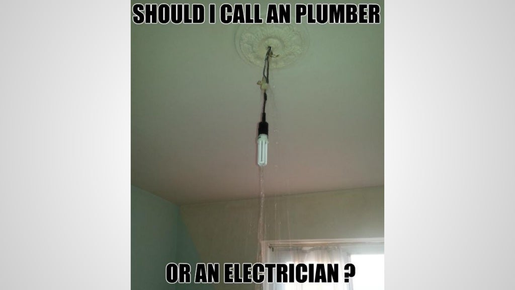 18 Extremely Funny Electrician Fails