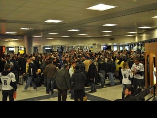 Après trente ans d'un dur labeur
Courbé par l'ambition
Si même tu finis directeur
Un monsieur au grand nom
Que feras-tu quand arrivera
le jour de l'addition
Lorsque les anges près de Saint Pierre
Ensemble te diront:
 