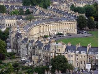 http://fr.academic.ru/pictures/frwiki/82/Royal.crescent.a   184
erial.bath.arp.jpg
 