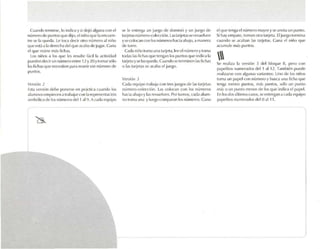 Cu.mdo n-nnine, [o indic'l y si dl'jú.llgun.l con el
número de puntos que dijo, elniño qUl~ 1,1onruon-
tre Sl' 1.1queda. le tC)(:.l dl'c."ir olro número .11 niño
que t'Sl.i .1 1.1 dC'r(,<n .l del que ,will>.l dc' jUg.H_Cana
l'1Cllll' reune más fichas.
los niños .1 los {llW Ic"S ft'SUhl' r.kil 1.1 .1<1ivid.u l
pued en decir un número ent re 12 y 2()y tomarsólo
1.1Sfichas que necesiten p.ua re unir l'SC numero de
puntos.
/('~ifíll :2
Es1.1 Vl'rsic'm elche porll'rSl' C'll pr,ktk .1cu.mdo los
alumnos t'lll llil'Cl'll a lr,llMj,1r Cl 1111,1 «prcs cntactón
simll{'llicildl' !lIS números (1,,1 1.119.A(".111,1equipo
Sl' le l' nlRi}l un [ueg o de domi nó y un jlll'go de
1.1rjl"ds11 úr m- ro- cokxción. Las1.1rjl·I.ISse R'VtIC-lven
yS(' colocan ronlos números h;wi.I.II>;ljo,.1m.1nC'r.l
detorre.
C.1d,1niño lnll1.1 un.1 1.1rjl'l.t, lee C'I numero ylunl.l
11l(1.1S1.15 fkh.1S (IUl'lengo1n IclSpuntos <¡lIC~ inllic·.11.1
I.Hjpl.1Y Sl~ l.ISqueda. Cuando scu-rmmcn 1.1S(¡Ch.1S
n 1.15 la rjpl.1S S(-' .1e,11>;1 el jlll'gtl. '
Vt'r.,;ón J
C.ld.l l-qctpo lr.lhaja COll IR"S [cegos de 1.ls 1,lrjel.ls
núrm-ro-rokxridn. Las col()(:an ton los números
h.ll"i,l .lh,lit1Y1,15n-vuelven. Por1urruIS, ('.ld ,l .ilum-
11(1 1()(n,1un.r y Ill('gll ce llllll.lr,ln 11 IS núuu-rus.Cana
elque tl'ng.l (,1número mayor y se ,1mll.l un punto.
Sih,lY empate, tornen ona t.rrjeta. El jm'go termina
cu.mdo !>l.' .u"lb.lIl 1.ls I.Hjel.ls_G Ula el nrúu que-'
acumule m.is pun tos.
Se rl'.l liJ'.l 1.1 Vl'rslllll J dl'l bloque 11, Ill.'rcl r-on
papelitos nUl11l'r.ldos del 1 .1112. Lunbién pUl'flt~
realizarse con .1Igun,15variantes : Uno delos niños
loma un p.rpcl con número y busca una (¡Ch.l qUl'
leng.1 n!eflm punto s, m.h puntos, .~cJl(J UIl pUtl to
111,1 o Uf) flll/l/OHIl'Il0S de los qUl' indica l'I P'lIWI.
En 11IS dos ú 11 i1111IS casos, se enlrq..,lll.1C,ll l,I l't¡ il i¡l( '
p.rpelitos nllm('r,l(hlS del O ,,1 11.
 