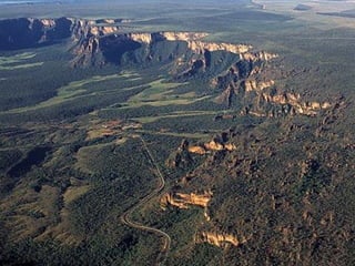 Apresentação elaborada pela Professora FERNANDA BRUM LOPES, disciplina de Geografia
 
