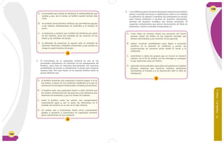 164
4. El crecimiento de la capacidad cerebral es uno de los
principales indicadores de evolución en los antepasados del
hombre, pues ésta se relaciona directamente con nuestras
posibilidades de pensar y transformar el medio para mejorar
nuestra vida. Por esta razón, en la relación hombre-simio se
puede plantear que
4
A. el hombre presenta una capacidad cerebral mayor a la de
los simios, a pesar de sus evidentes similitudes y lo que se
demuestra en los logros intelectuales: el habla y la escritura.
B. el hombre tiene una capacidad menor a nivel cerebral que
los simios, demostrado por las guerras y las matanzas que
hacemos los humanos y que los simios no realizan.
C. tanto el hombre como los simios, nos comportamos
exactamente igual y, por lo tanto, las diferencias en el
tamaño del cerebro no se ven en lo más mínimo.
D. los simios van a evolucionar hasta verse exactamente
iguales a nosotros y superarnos en capacidad cerebral,
para convertirnos en sus esclavos.
A. la necesidad que existía de disminuir la sobrepoblación que
estaba y que, por lo tanto, se facilitó cuando morían más
crías.
B. no existían conocimientos médicos que permitieran ayudar
a las madres embarazadas en controles y el trabajo de
parto.
C. el desprecio y rechazo que recibían las hembras por parte
de los machos, pues las culpaban de las muertes de los
bebés y las echaban del grupo.
D. la dificultad de preservar la especie ante la cantidad de
muertes maternas e infantiles producidas y que ponían en
riesgo la supervivencia del grupo.
3
6°-Unidad2-Guía4
165
5. Losconflictosyguerrastantodelpasadocomodelaactualidad,
ponen a muchas personas a replantearse sobre si en realidad
el calificativo de sapiens u hombres que pensamos es verdad,
pues hemos eliminado a muchos de nuestros semejantes,
además del desastre ecológico que hemos producido. Si
seguimos considerando que somos merecedores del título de
pensantes, nuestro principal compromiso es
5
A. crear miles de museos donde las personas del futuro
puedan visitar los fósiles de las especies actuales que
hemos exterminado y los muertos de las guerras.
B. utilizar nuestras posibilidades para llegar a acuerdos
pacíficos en la solución de conflictos y prever las
consecuencias de nuestros actos desde lo social y lo
ambiental.
C. exterminar a todos los grupos que se crucen en nuestro
camino, con el fin de acabar con los enemigos y conseguir
lo que queremos para ser felices.
D. aprender de los animales, pues ellos son quienes en realidad
piensan; mientras que nosotros estamos destinados
únicamente al fracaso y a la destrucción ante la falta de
inteligencia.
 