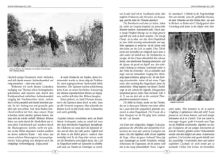 DeArGe Mitteilungen 8(2), 2003                                                                                                                                                                            DeArGe Mitteilungen 8(2), 2003



                                                                                                                    ren (Leider fand ich im Nachhinein nichts über               fer’ einordnen?« Vielleicht ist die Frage berechtigt.
                                                                                                                    mögliche Prädatoren oder Parasiten von Atypus                Wer wäre betrübt, wenn die »gefährliche Hornisse,
                                                                                                                    spp. und bin daher für Hinweise dankbar!).                   die einen Menschen mit drei Stichen tötet«, nur noch
                                                                                                                         Die Bewohnerin nach oben zu locken, indem               in Büchern zu finden wäre? Häufig geistert diese
                                                                                                                    ich, sachte ans Gespinst klopfend, ein potenzielles          Vorstellung noch immer in den Köpfen vieler Men-
                                                                                                                    Beutetier imitierte, funktionierte nicht. Durch unse-
                                                                                                                    re emsige Tätigkeit übertage war sie längst gewarnt
                                                                                                                    und ließ sich nicht so leicht täuschen. Die einzige
                                                                                                                    Chance, sie zu sehen, war also, ihren Fangschlauch
                                                                                                                    an einer Stelle vorsichtig aufzuschneiden und mög-
                                                                                                                    lichst regungslos zu verharren, bis die Spinne nach
                                                                                                                    oben käme, um das Loch zu stopfen. Diese Taktik
                                                                                                                    erwies sich letztendlich als erfolgreich (auch wenn es
                                                                                                                    alles andere als einfach war, die Stechmücken zu
                                                                                                                    ertragen, die ihre Chance offensichtlich klar erkannt
                                                                                                                    hatten; eine abwehrende Bewegung meinerseits, und
                                                                                                                    die Spinne, die gerade im Begriff war, ihre schüt-
 »Atypus-Rasen« bei Göttingen mit eifrigem Entomologen
                                                                                                                    zende Deckung zu verlassen, verschwand wieder in
 Foto: Michael Weber                                                                                                den Tiefen des Erdreichs). Als sie schließlich doch
                                                                                                                    wagte, zum neu entstandenen Ausgang ihrer Behau-
cherlich einige Dezimeter tiefer befinden                        Je mehr Schläuche wir fanden, desto fru-           sung emporzuklettern, gelang es mir, ihr den Rück-
und sich damit unserer Aufmerksamkeit auf                    strierender wurde es, denn obig als Problem            weg abzuschneiden, indem ich mit einem Finger
ewig entziehen – oder etwa nicht?                            Nr. zwei angesprochener Sachverhalt blieb              rasch, aber vorsichtig den Fangschlauch hinter ihr
     Während ich noch diesen Gedanken                        bestehen: Die Spinnen hatten schlichtweg               niederdrückte. Wenig begeistert von diesem Überfall,
nachging, war Thomas schon herbeigelaufen                    keine Lust, an einem herrlichen Sommertag              zeigte sie sich während der folgenden Schnappschüsse
gekommen und unserer nun durch den                           wie diesem irgendwelchen Riesen zu begeg-              entspechend gereizt (siehe Fotos Farbtafel Abb. 6
Katalysatorfund entfachten Aufmerksamkeit                    nen, welche sich über ihre Röhren beugten.             & 7), was uns doch sehr an ihre asiatische Thera-
entging die Nachbarröhre nicht, welche                           Eines jedoch, so fand Thomas heraus,               phosidenverwandtschaft erinnerte.
doch recht passabel und damit bewohnt aus-                   nervt die Spinnen dann doch so sehr, dass                   Die Bilder im Kasten, setzten wir das Tierchen,          Argiope bruennichi

sah. Ist der Anfang erst mal gemacht, geht                   sie alle Vorsicht vergessen: Man schneide ein          das uns in diesen paar Minuten trotz seiner schlech-
alles wie von selbst: Auf dem Boden krie-                    kleines Loch in das Ende eines Schlauches              ten Laune doch sehr sympathisch geworden war,                schen umher. Wen kümmert es, ob in unserer
chend stellten wir fest, dass unsere Atypi                   und warte geduldig.                                    zurück in seinen Fangschlauch. Die Exuvie, die es            Umgebung »Vogelspinnen« leben oder nicht? Kaum
scheinbar nichts darüber gelesen hatten, wie                                                                        beim Hausputz vor die Tür gelegt hatte, nahmen               jemand ist sich dessen bewusst, und noch weniger
man sich als solche verhält: Mehrere Röhren                  Atypiden erbeuten verschiedene, meist am Boden         wir mit – als Souvenir.                                      bekommen sie je zu Gesicht. Und wen störte es,
fielen uns nicht durch die Ähnlichkeit mit ei-               lebende Arthropoden, indem sie, sobald sich etwas                                                                   wenn sogar Atypus’ große Verwandte eines Tages
nem alten Taschentuch auf, sondern durch                     über ihren oberirdischen Fangschlauch hinwegbewegt,    Am Ende einer erfolgreichen, 9tägigen Exkursion,             von der Bildfläche verschwänden, abgesehen von eini-
die Häutungsreste, welche, nicht wie gele-                   ihre Chelizeren von innen durch die Spinnseide ste-    gemeinsam den offiziellen oder persönlichen Erst-            gen Exemplaren, die von wenigen Interessierten als
sen, in der Röhre deponiert wurden sondern                   chen und mit ihnen das Opfer packen. Sogleich wird     nachweis des einen oder anderen Exemplars mit                skurrile Haustiere gehalten werden? Wahrscheinlich
an deren äußeren Ende – mit einer aus                        die Beute in die Röhre gezerrt, wodurch diese          einem Glas Sekt begießend, stellte ich mir insgeheim         würden viele dies lediglich mit einem Achselzucken
einem solchen Häutungsrest herauspräpa-                      beschädigt wird. Ist der Fang sicher verstaut, macht   die Frage: »Wozu der ganze Aufwand? Wozu legt                quittieren. Und trotzdem (oder gerade deshalb) wäre
rierten Vulva gelang uns übrigens auch die                   sich die Bewohnerin unverzüglich daran, das Loch       man Sammlungen an, erstellt Artenlisten, verhängt            das unauffällige Verschwinden dieser und anderer
endgültige Artbestätigung: Atypus piceus!                    im Fangschlauch wieder mit Spinnseide zu schließen,    Schutzstaten für Organismen, die die meisten wohl            ungeliebter Geschöpfe ein nicht wieder gut zu
                                                             wohl auch, um Feinden ein Eindringen zu verweh-        eher in das wenig schmeichelhafte Taxon ‘Ungezie-            machender Verlust. Ein Verlust, der letztendlich,
                                                         8                                                                                                                   9
 