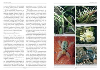 ARACHNE 9(6), 2004                                                                                                                                                                   ARACHNE 9(6), 2004



STRIFFLER und WEINMANN (2003) ebenfalls                 unterscheidet F OELIX (1992) bzw. F OELIX
von 20 mm großen Weibchen, deren Ko -                   (1996) vier verschiedene Formen der Nah-
kons etwa 85 Eier enthielten.                           rungsfürsorge.
    In der Literatur wird berichtet, dass die               Bei einigen Spinnen »opfert« sich das
Weibchen oftmals einen zweiten Kokon                    Muttertier als Futtertier ihrem Nachwuchs
bauen, der allerdings wesentlich weniger Ei-            (z.B. bei Amaurobius terrestris). Eine weitere
er enthält (VERDEZ und CLÉTON, 2001). Bei               Form der Nahrungsfürsorge ist das passive
den eigenen Weibchen konnte dies ebenfalls              Überlassen der von der Mutter gemachten
in einem Fall beobachtet werden. Genau 6                Beute. Bei der dritten Form füttert das Mut-
Wo chen nach der Paarung fertigte das                   tertier aktiv mit verflüssigter Nahrung aus
betreffende Weibchen einen ersten Kokon                 ihrem Darmtrakt. Diese dritte Form der
an, der allerdings 3 Wochen nach dem Ko-                Nahrungsfürsorge wurde bislang nur bei
kon bau gefressen wurde. Nach weiteren 5                sehr wenigen Arten beobachtet (z.B. Theridi-
                                                                                                                                           Abb. 2: Tillandsia flabellata.
Wochen baute dasselbe Weibchen einen wei-               on notatum, T. impressum) und wird als Regur-                                      Foto: Kerstin Wandtke
teren Kokon ohne sich in der Zwischenzeit               gitationsfütterung bezeichnet. Bei der vier-
zu häuten. Ein anderes Weibchen häutete                 ten Form der Nahrungsfürsorge legt das
sich gut 13 Wochen nach dem Kokonbau                    Weibchen zusätzlich kleinere Eier, die dem
ohne einen zweiten Kokon anzufertigen.                  geschlüpften Nachwuchs als Nahrung die-
                                                        nen (FOELIX, 1996).
HERANWACHSEN DER NYMPHEN                                    Für die zweite und dritte Form der Nah-
                                                        rungsfürsorge muss das Weibchen jeweils in       Abb. 1: Dendrobium-Hybrid.
                                                                                                         Foto: Kerstin Wandtke
Etwa eine Woche nach ihrem Schlupf aus                  der Lage sein, seinen Nachwuchs bzw. die
dem Kokon häuten sich die Larven in das                 von dem Nachwuchs erzeugten Netzvibra-
erste Nymphenstadium. Die Nymphen sind                  tionen deutlich von Beutetieren und Feinden
mit einer Körperlänge von ca. 5 mm relativ              zu unterscheiden (F OELIX , 1992; F OELIX ,
groß (Farbtafel Abb. 19) und bei separater              1996). Unterscheidungsvermögen und Tole-
Haltung am besten mit Mikro-Heimchen                    ranz sind notwendige Voraussetzungen für
(Acheta domesticus, Gryllus bimaculatus oder            das Zusammenleben von Muttertier und                                               Abb. 3: »Doritaenopsis« (Phalaenopsis x Doritis Hybrid).
                                                                                                                                           Züchter: GERD RÖLLKE. Foto: Kerstin Wandtke
Gryllodes sigillatus), Fruchtfliegen (Drosophila        Nachwuchs. Die Nymphen genießen durch
spec.) oder auch mit Mehlwurm (Tenebrio                 ihren Aufenthalt im mütterlichen Netz eine
molitor)-Stückchen zu füttern.                          Versorgung mit größerer Beute als sie selbst
    Erstmals berichtete HOBBS (1990), dass              je überwältigen könnten.
H. incei-Weibchen ihren Nachwuchs füttern.                  Die zweite Form der Nahrungsfürsorge
Diese Beobachtung wurde inzwischen                      konnte eindrucksvoll bei H. incei beobachtet
mehr fach bestätigt (STRIFFLER und W EIN -              werden. Das Muttertier fängt größere Beute-
MANN , 2003; V ERDEZ und C LÉTON , 2001;                tiere als die Nymphen selber erbeuten könn-
M ÜLLER , 1991) und wurde auch von uns                  ten und lässt diese an der Beute teilhaben.
wiederholt beobachtet.                                  Mehrmals wurde beobachtet, dass das Weib-
    Von vielen Spinnen ist bekannt, dass sie            chen, nachdem es ein kleines Heimchen er-
ihre Brut pflegen, indem sie den Kokon tar-             beutet und in sein Gespinst transportiert
nen, bewachen und verteidigen. Auch ist                 hatte, sofort wieder auf Jagd ging und auch
bekannt, dass einige Nahrungsfürsorge be-               das nächste erbeutete Heimchen wieder in
                                                                                                         Abb. 4: Solifugae sp.             Abb. 5: Iomachus politus aus Ostafrika.
treiben (FOELIX, 1992; FOELIX, 1996). Dabei             das Gespinst transportierte und dort ableg-      Foto: John Osmani                 Foto: Boris Striffler

                                                   22                                                                                 23
 