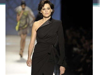 DEALING WITH THE LANGUAGE ITEMFirst activity: Controlled practiceT prepares a worksheet with ten sentences for students to practise the language item by transforming them from affirmative to negative and question forms. The aim here is to reinforce the proper use and to set an adequate basis for the next activity to be meaningful.