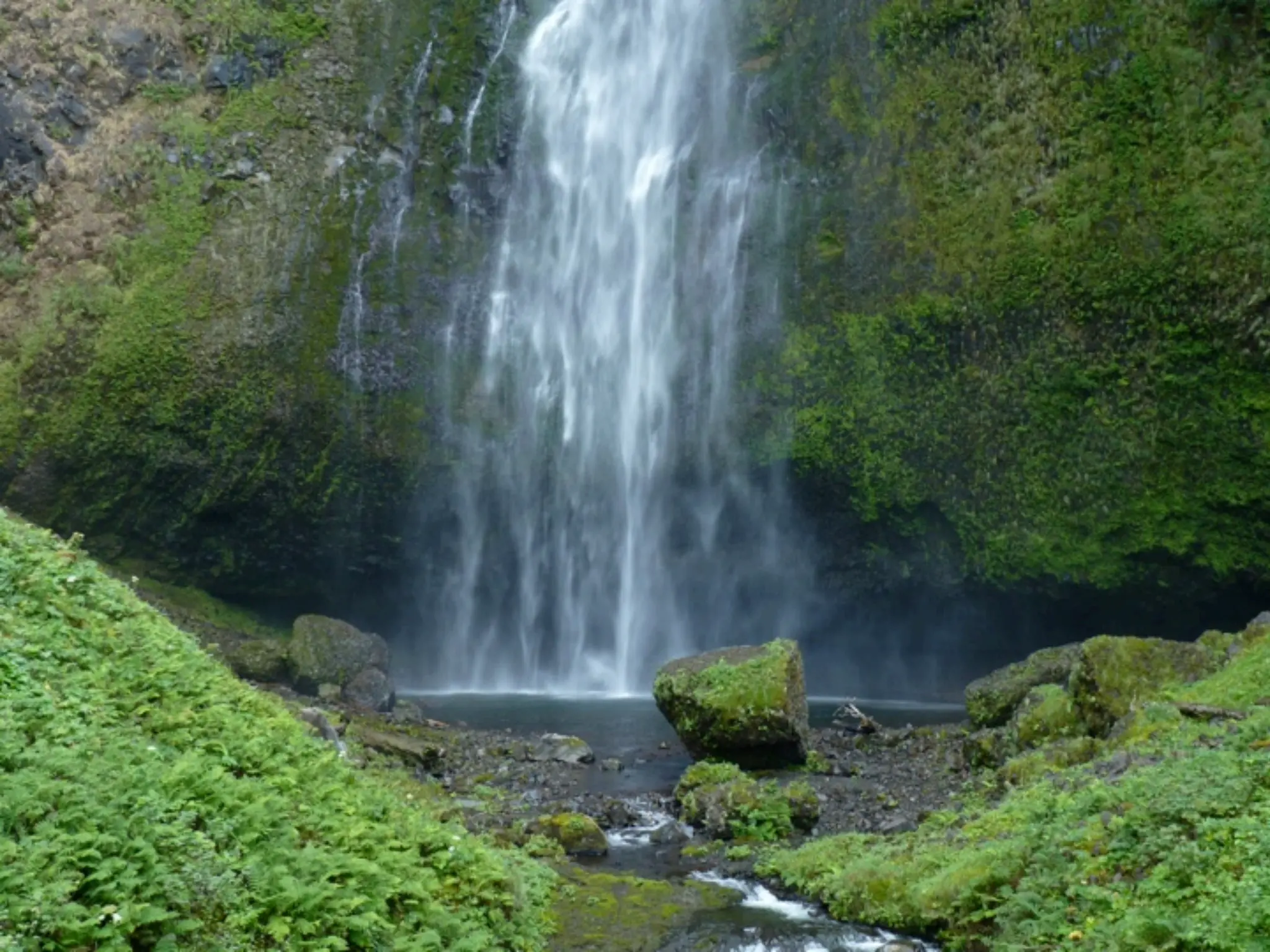 Life  was  well  and  I  went  on  a  nice  vacaKon
                                                       TO  DO

                            <picture:  Jesper  in  clot  
                                    canyon>
 