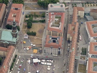 Dr. Matthias Lerm, Stadtarchitekt
Dezernat Stadtentwicklung · Fachbereich Stadtentwicklung und Stadtplanung
Jena, 11. September 2010
 