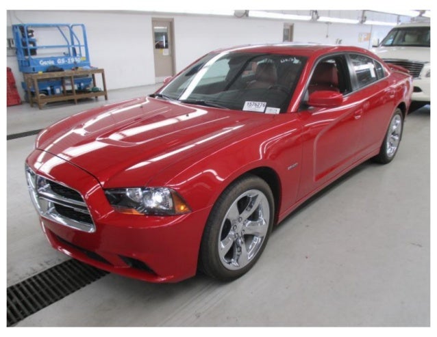 Dodge charger v8