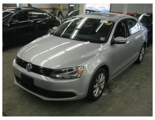 2011 Volkswagen Jetta 2 5 L Se 13 063 Miles