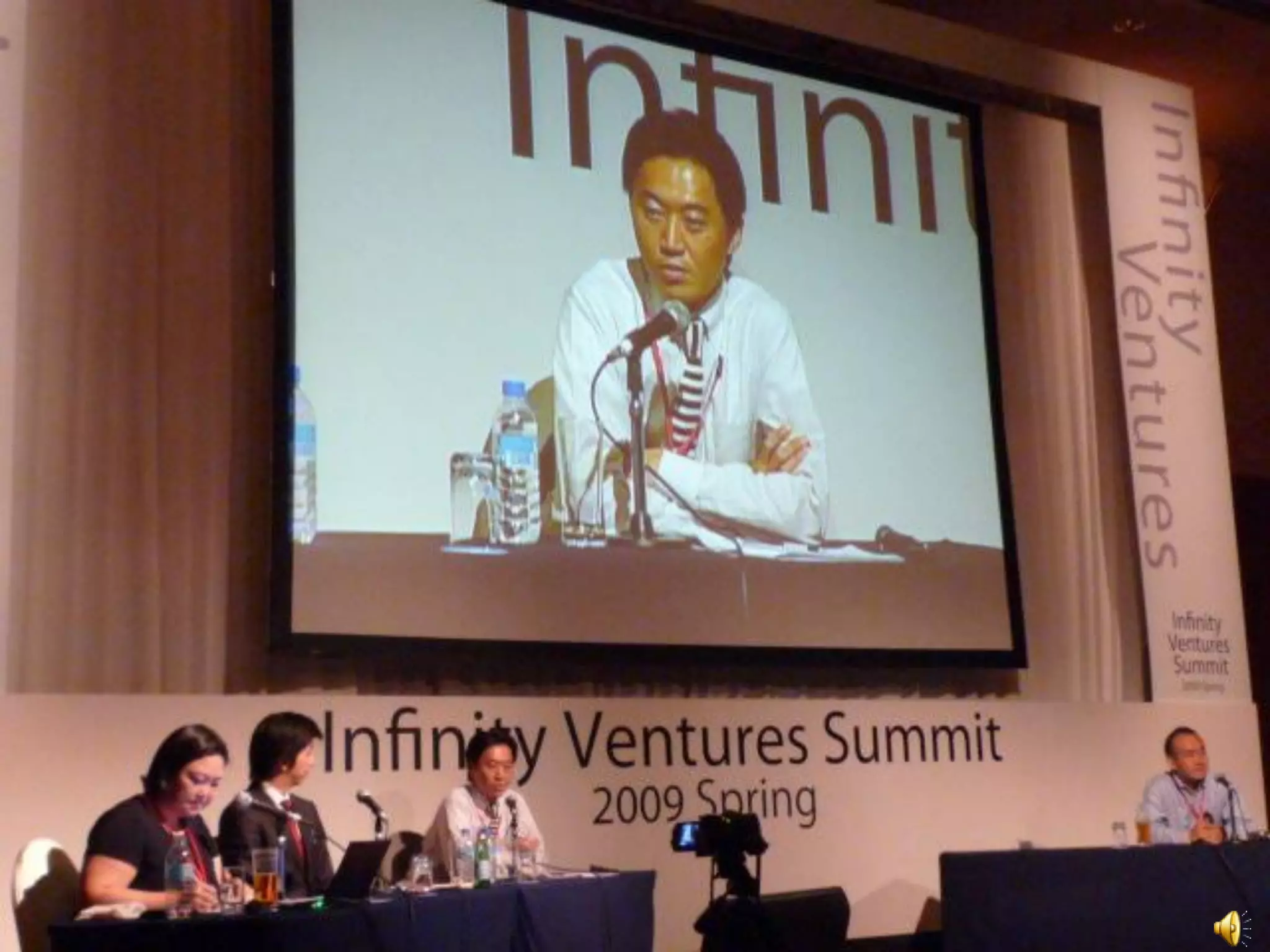 57   Copyright © 2000 – Hottolink Inc. All rights reserved
 