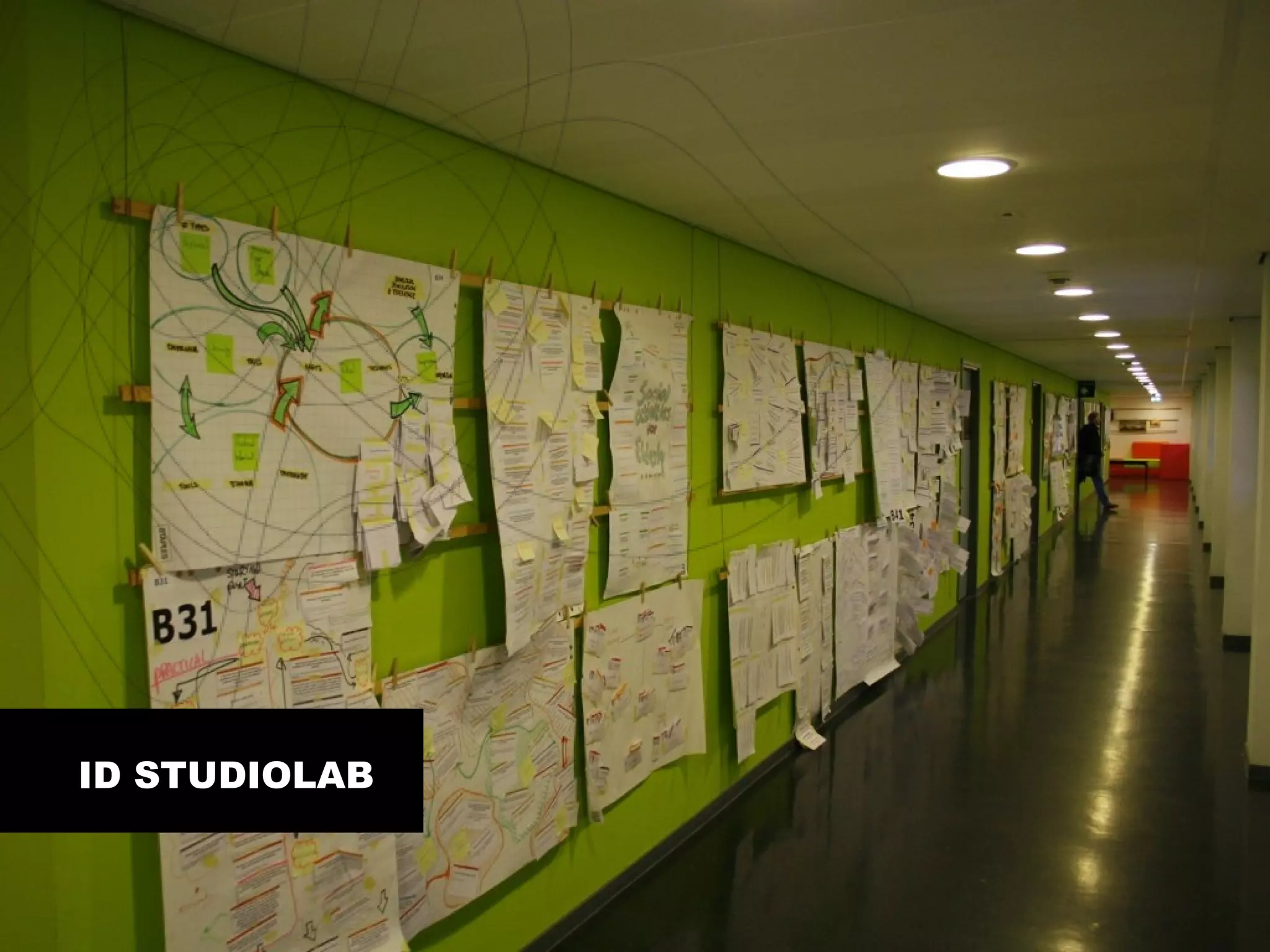 ID STUDIOLAB
 