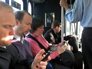 Before

After
http://www.nten.org/articles/2012/the-age-of-mobile-email-has-arrived-are-you-ready

Email on mobile

67

 