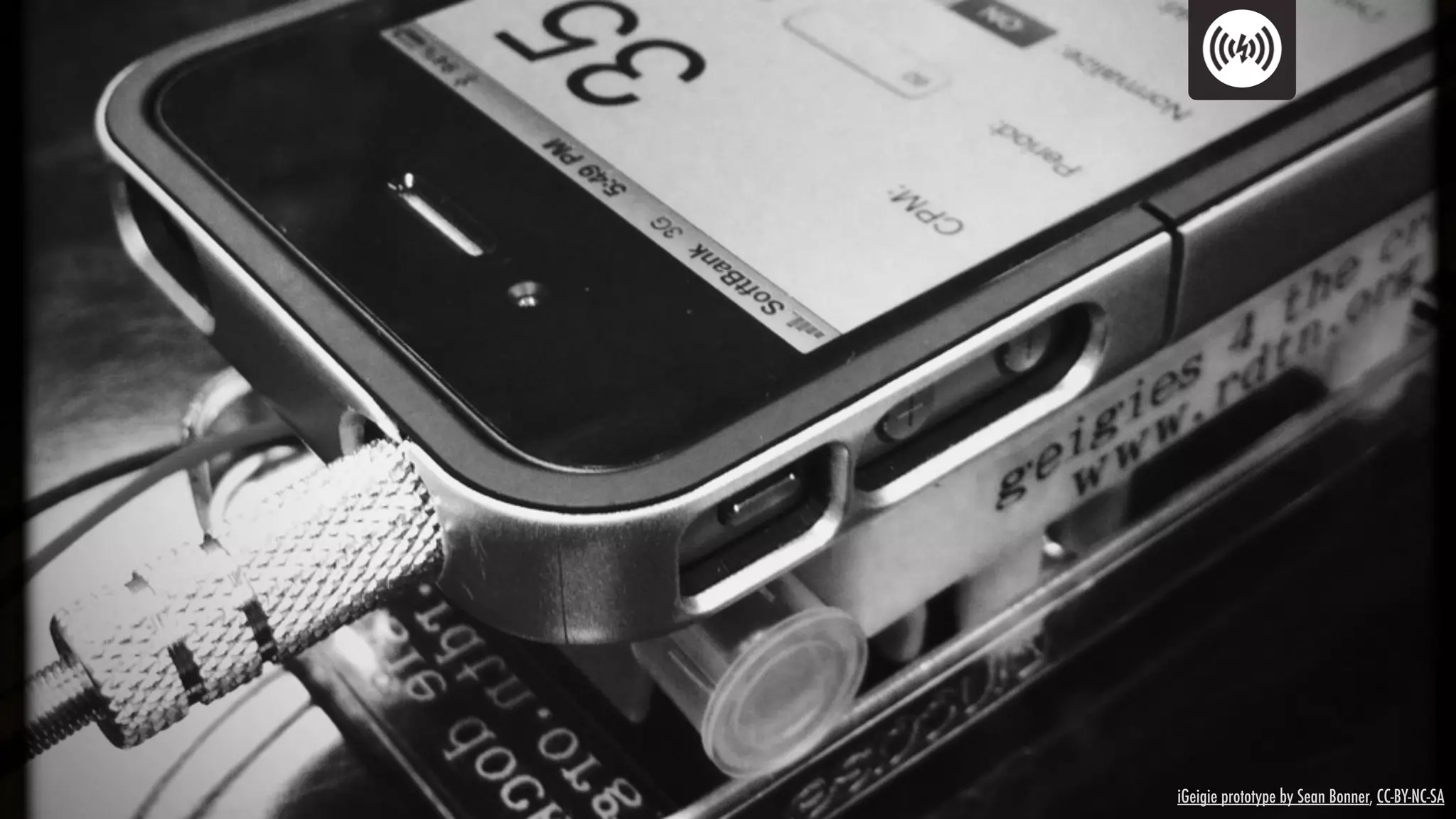 iGeigie prototype by Sean Bonner, CC-BY-NC-SA
 