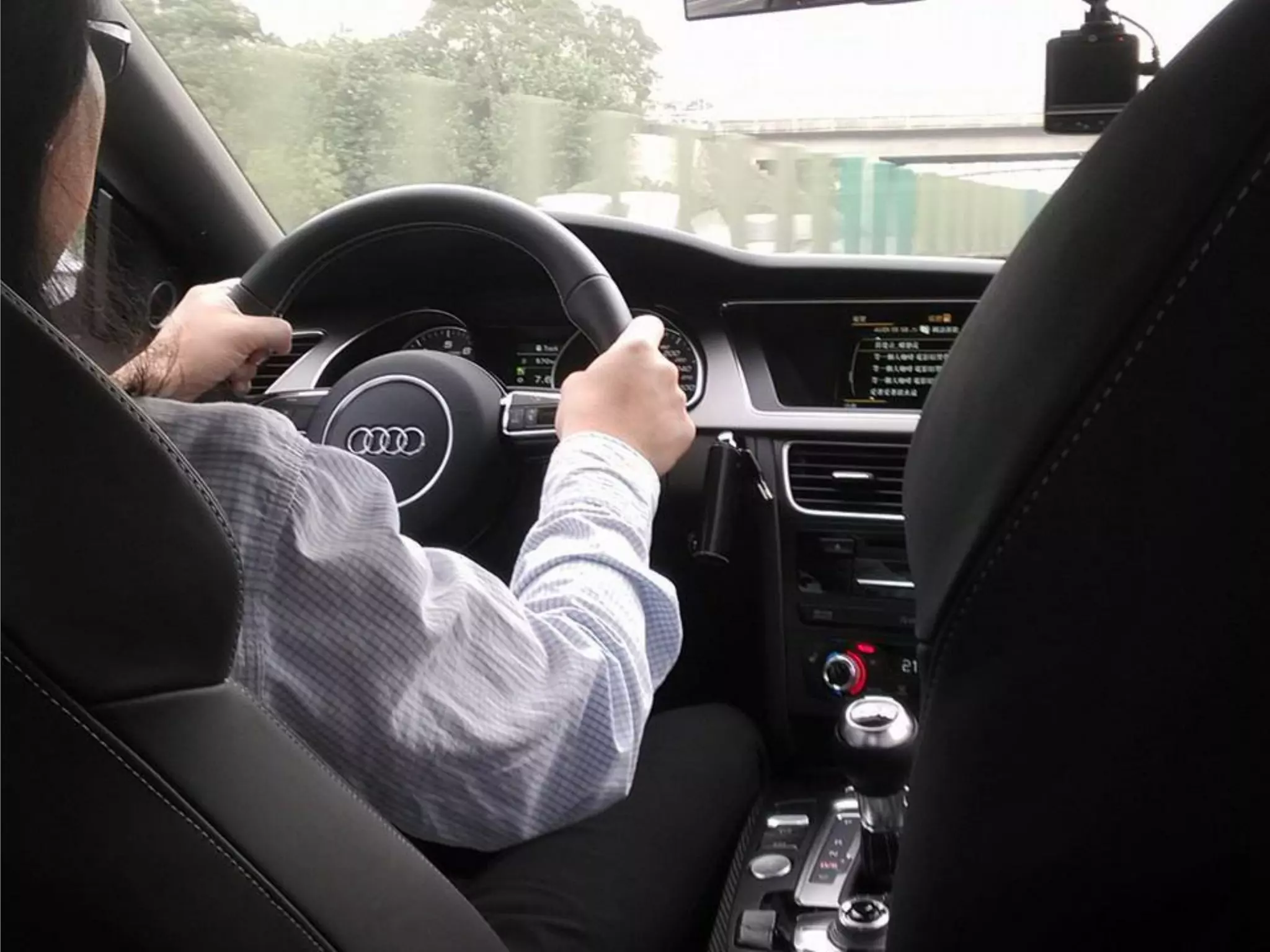 OGC
®
Copyright © 2014 Open Geospatial Consortium
 