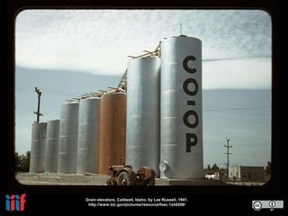 Grain elevators, Caldwell, Idaho, by Lee Russell, 1941.
http://www.loc.gov/pictures/resource/fsac.1a34206/
 