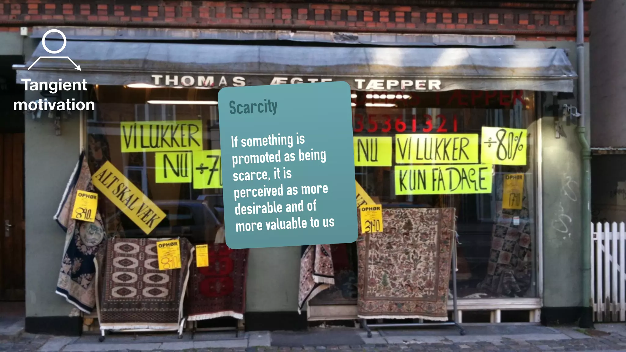 Staying in love
Tangient motivation
The behavior satisﬁes motives not
directly related to the behavior
Scarcity
If something is
promoted as being
scarce, it is
perceived as more
desirable and of
more valuable to us
Tangient
motivation
 