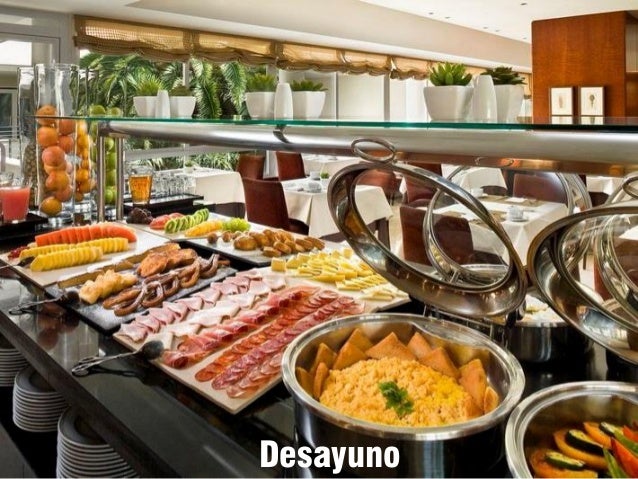 Alimentos Y Bebidas En Un Hotel