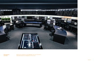 Traffic Monitoring
Center(TMC)
현대카드의 모든 IT시스템과 비즈니스 서비스 현황을 확인할 수 있는 1급 보안 구역으로 문제
상황이 발생하면 원인을 분석하고, 해결 방법을 찾아서 조치하는 공간이다.
079078 /
 