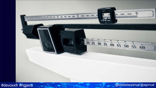 #devoxxfr #ngjava @sebastienpertus @agoncal
 