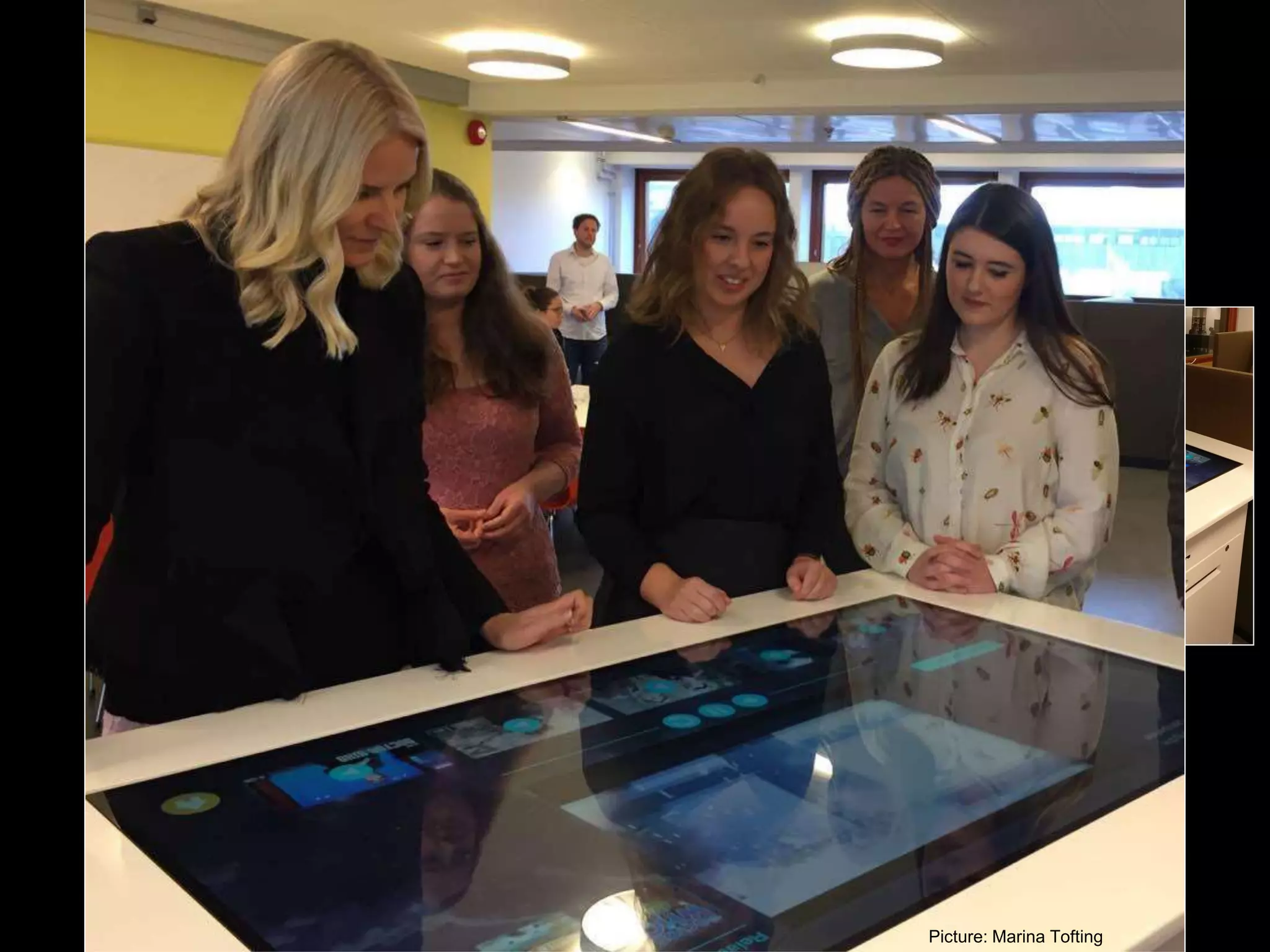 Stream 2: Physical Interaction
• Stream 1 & 3 build on top of
existing work and infrastructure
• Approach Stream 2:
experiment with novel ways of
interaction in physical space
• with library’s book collections
• experiments with a touch
table (Science Library)
• Includes an INF2260 project &
INF Master project Yaron Okun
Physical
interaction
(2)
Visualiza-
tion (1)
Visual
navigation
prototypes
Picture: Marina Tofting
 