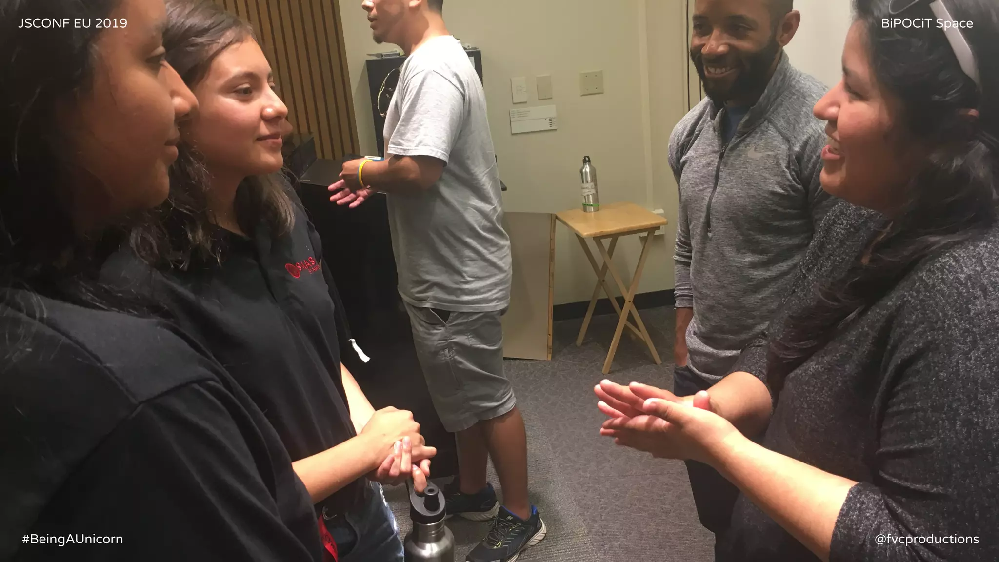 JSCONF EU 2019 BiPOCiT Space
@fvcproductions#BeingAUnicorn
 