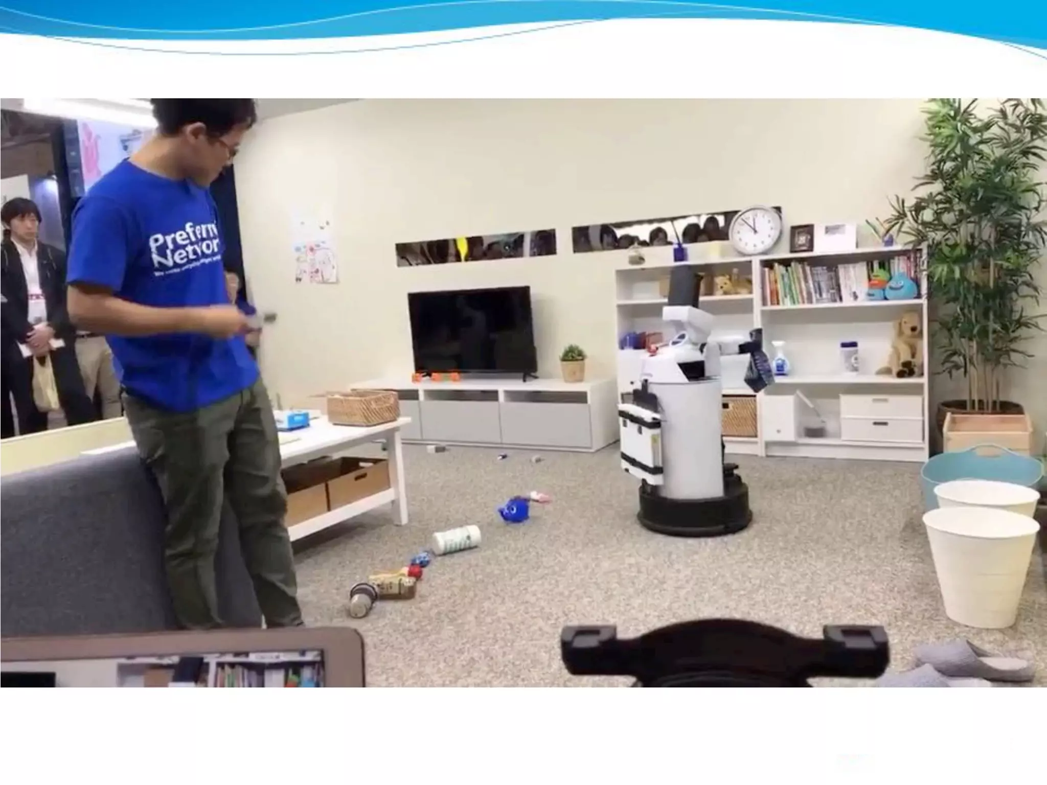 Needs English subtitles
 